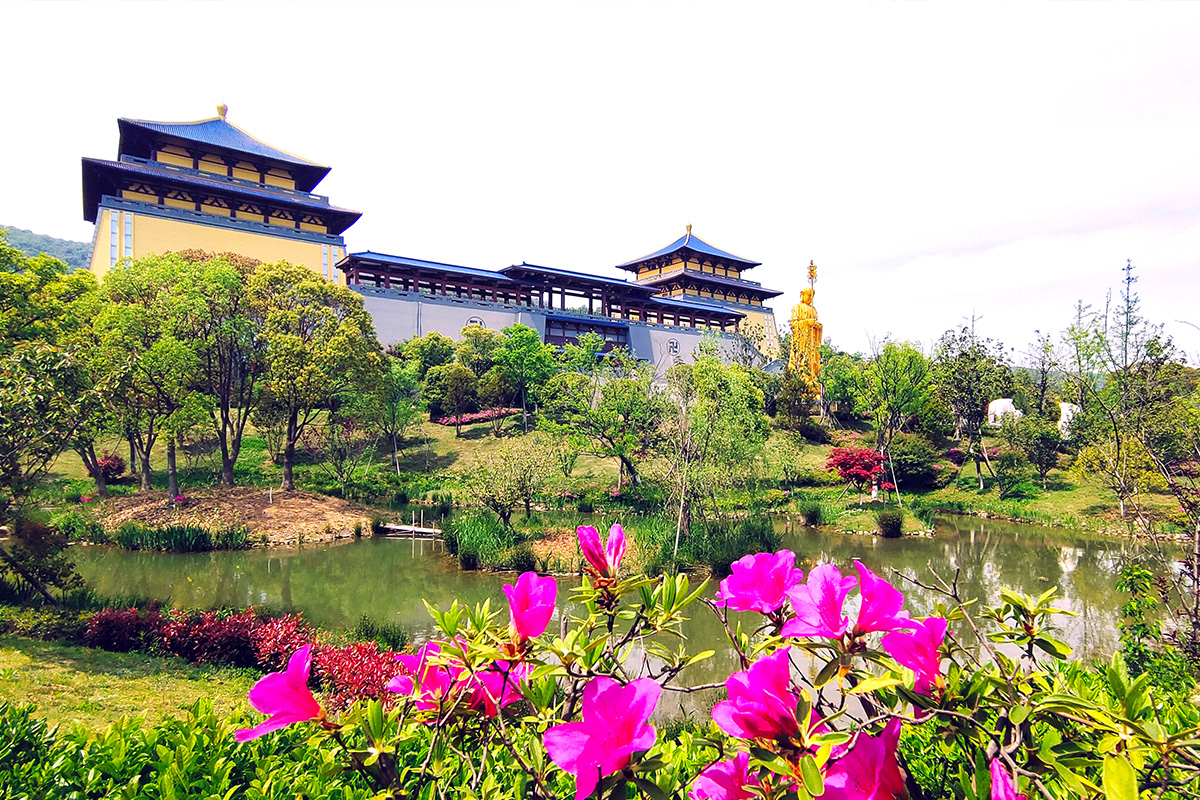 2023年无锡公墓 灵山后花园福寿位价格 壁葬 永久安放