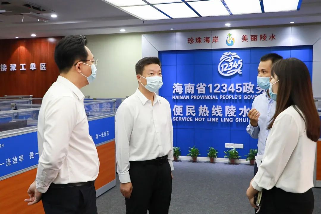 吴海峰调研优化营商环境工作