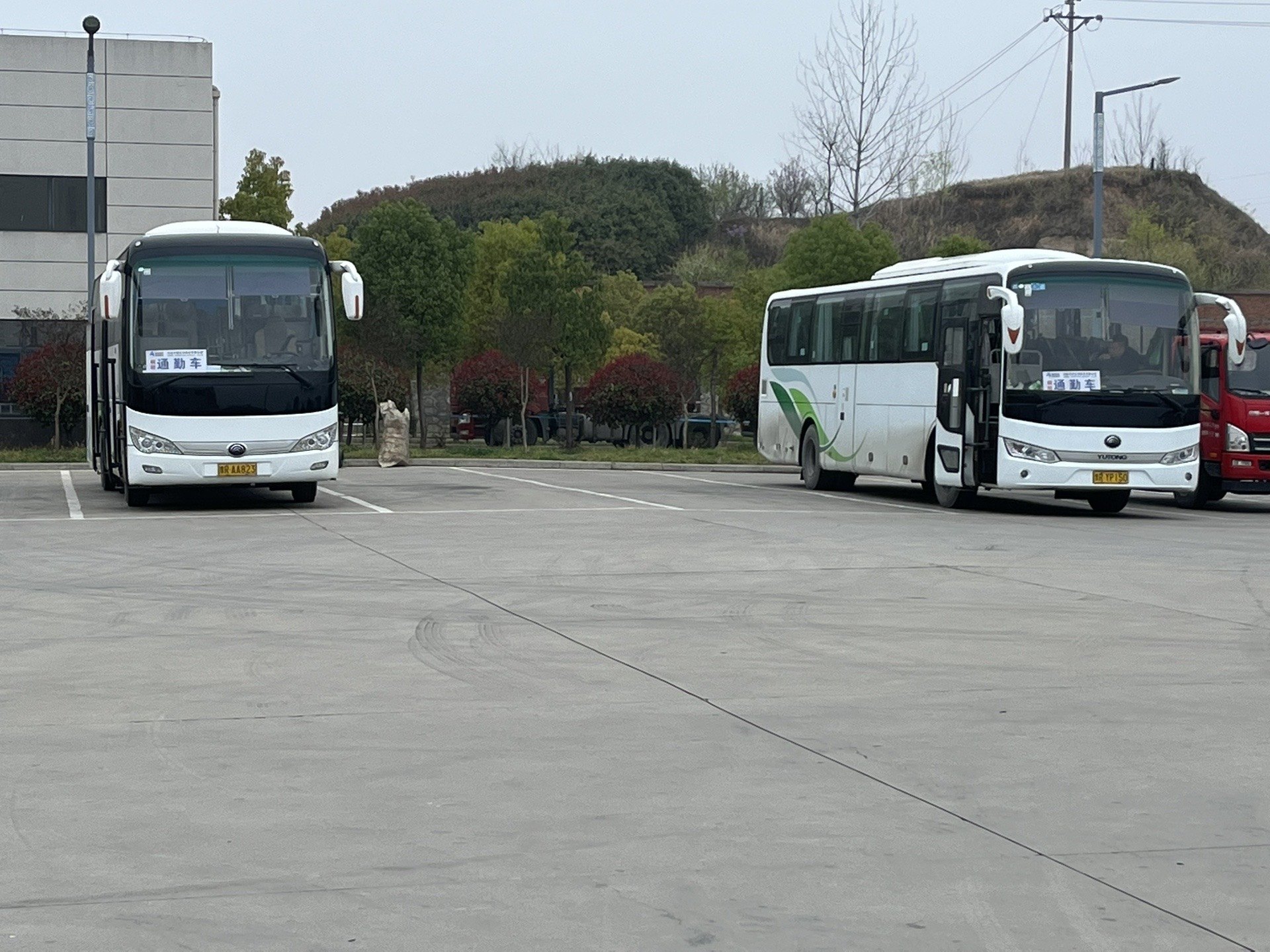 河南南阳旅游用车33至55座豪华商务旅游大巴宇通大巴车