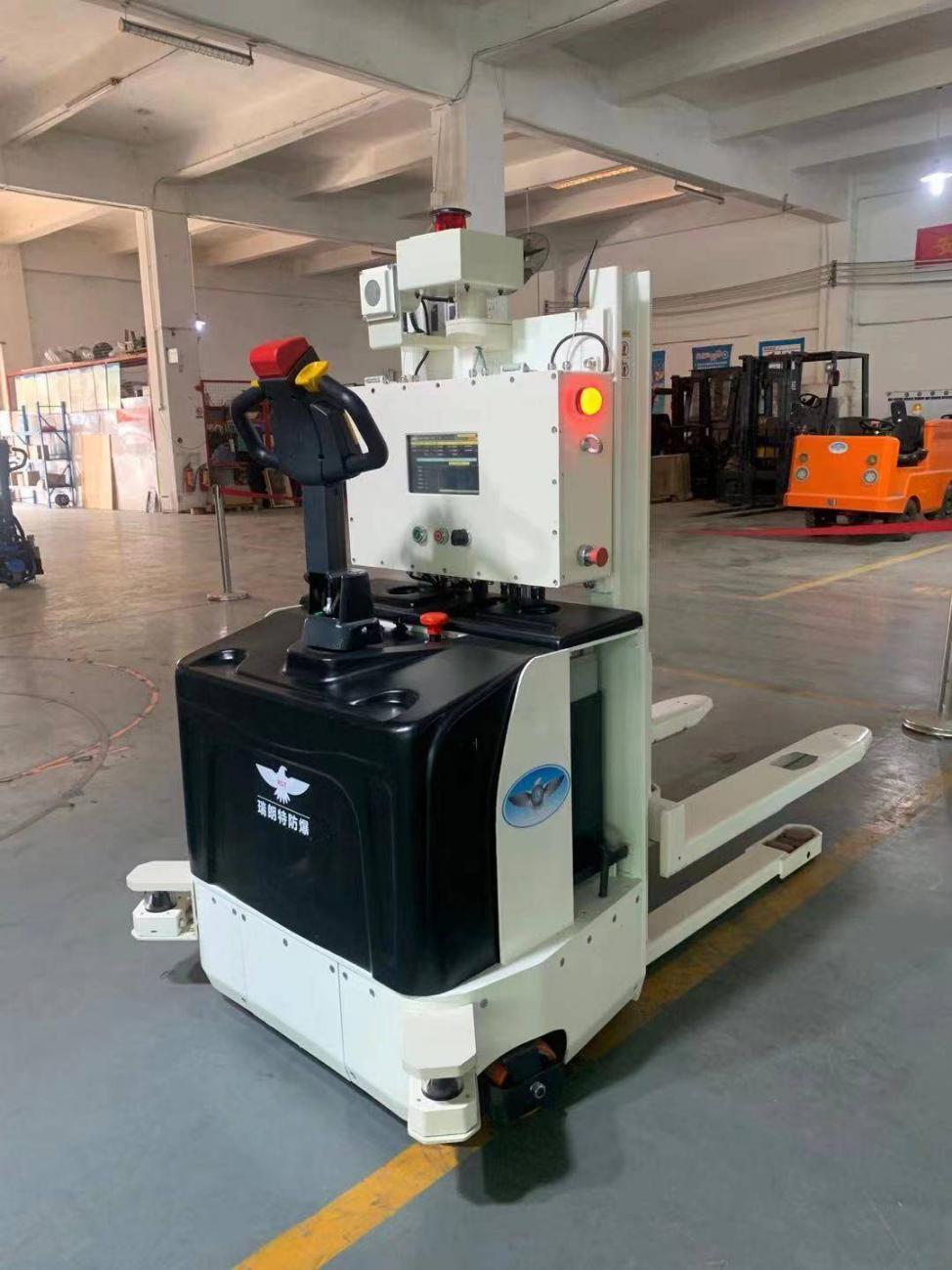 选用防爆agv小车都有哪些技巧?-深圳瑞朗特