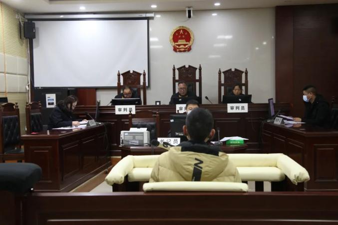 威宁法院审结一起非法经营案