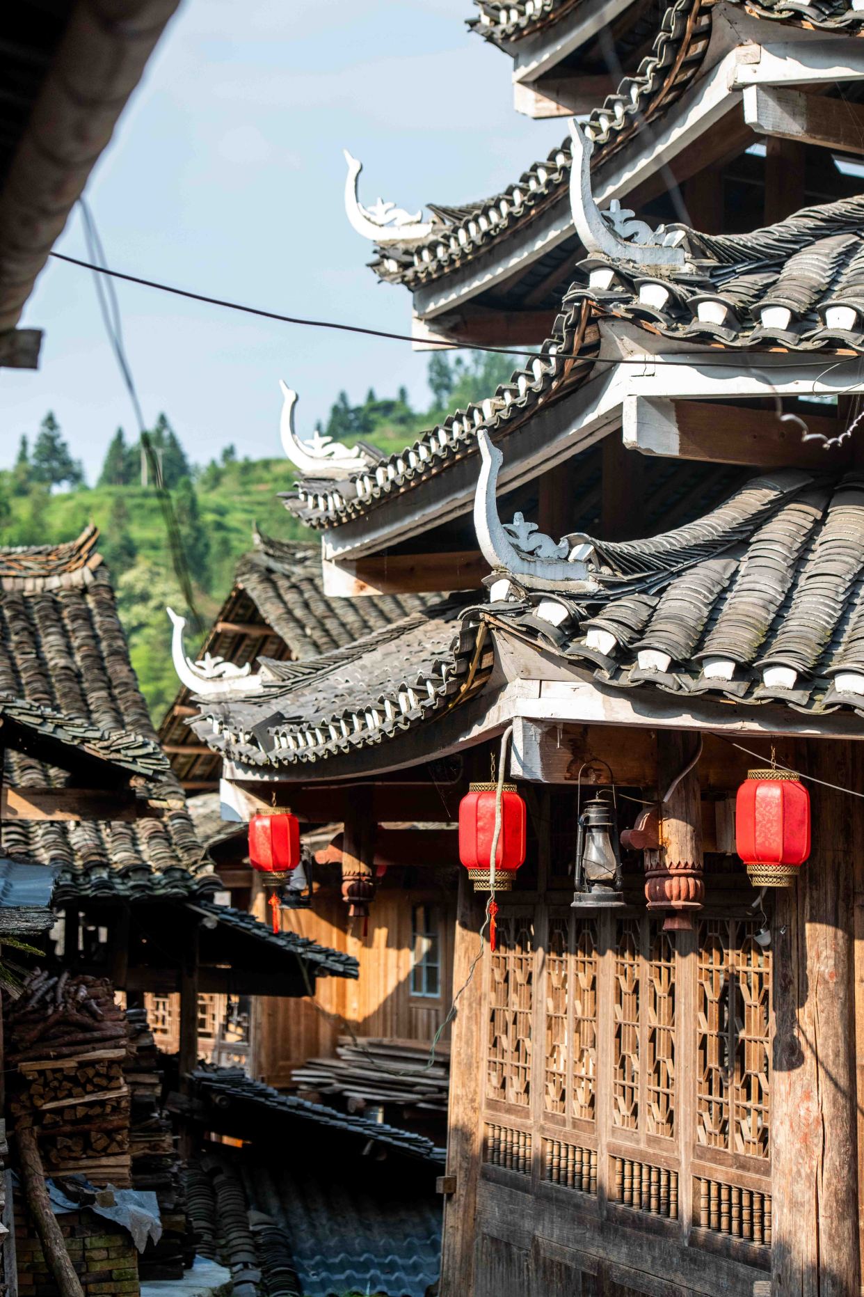 贵州超典型的侗族古村落,已有百年历史,人少景美还不收门票!