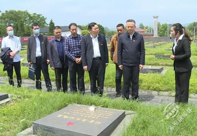 省退役军人事务厅厅长周振武来赤调研