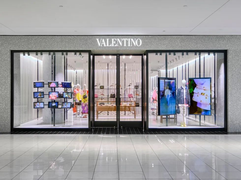 「853期」valentino(华伦天奴)全新旗舰店设计,顶级品牌的复苏