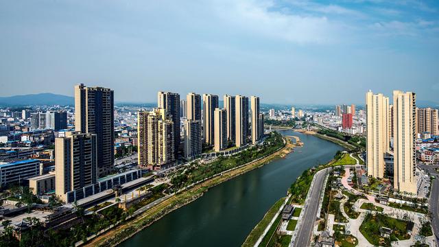 以水为媒,向水而生,安水护城——浠水县浠水河生态整治项目