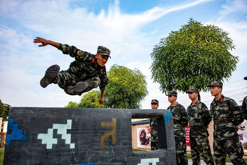 玉林武警图片