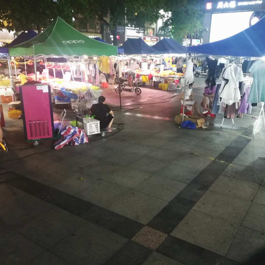 實拍:再逛東莞夜市,城市需要他們增添煙火色