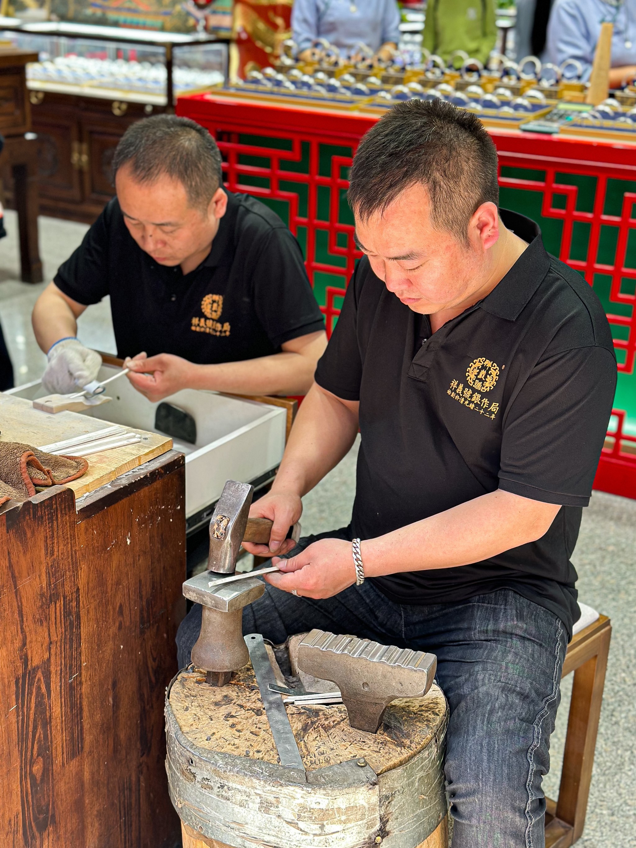 老字号翻车实录南方黑芝麻糊为何从温情走向低俗擦边?