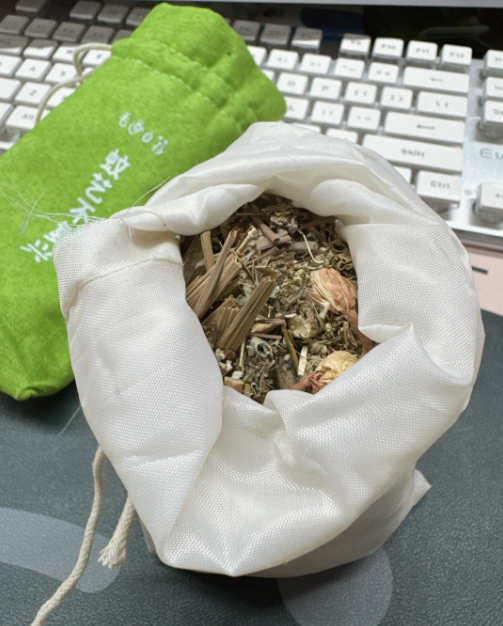 夏日必备"蚊虫克星"!爆款中药驱蚊香囊来了!