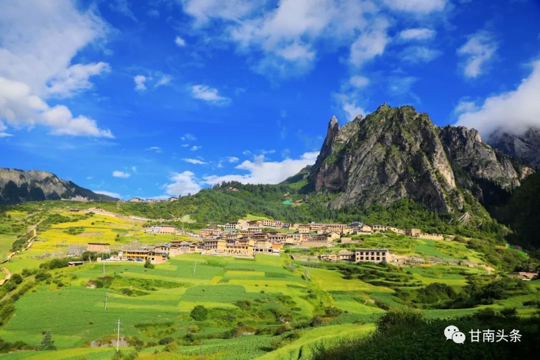 【壮丽七十年  奋进新征程】迭山脚下的幸福生活