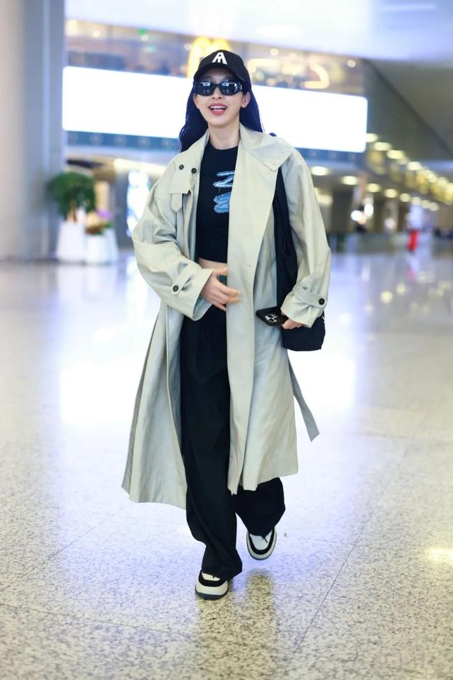 春天不穿奶油色风衣等什么时候穿