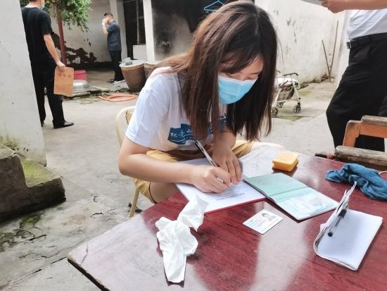 郏县龙山街道李明坤 绽放青春力量 助力脱贫攻坚