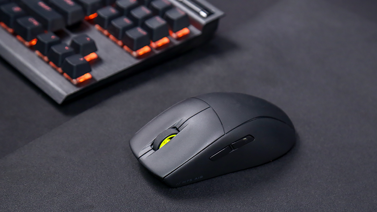 手感,性能双重提升:美商海盗船m75 air轻量化无线游戏鼠标评测