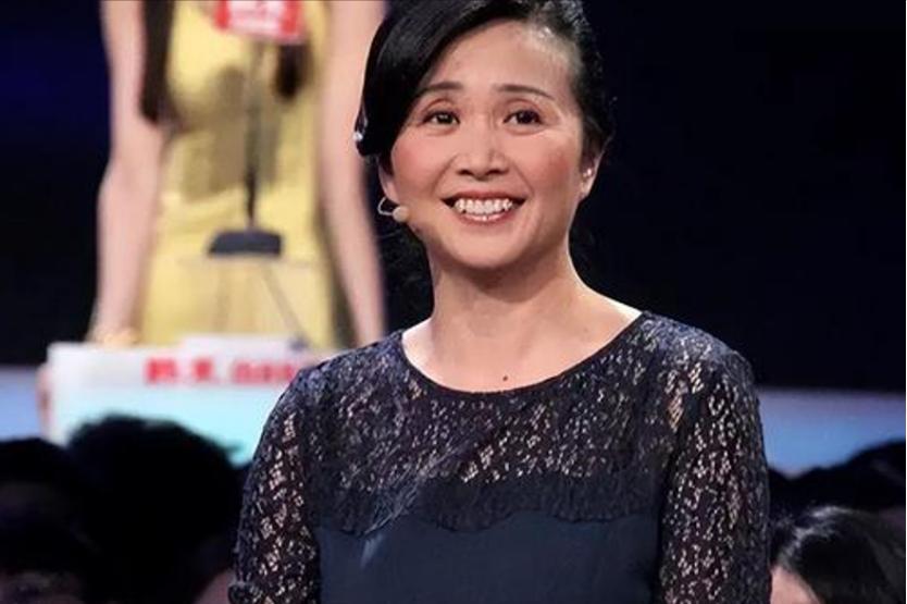 黄菡重出江湖,时隔7年再现非诚勿扰