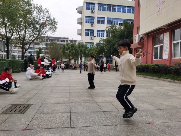 水头一小举办大课间活动比赛