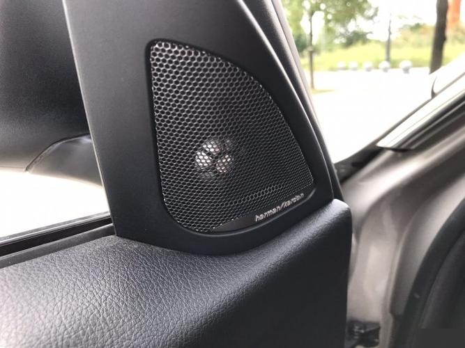 宝马3系选装哈曼卡顿音响值不值?