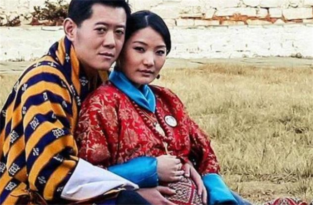 不丹没有童话:国王废除一夫多妻制,私下却因出轨痴情人设崩塌
