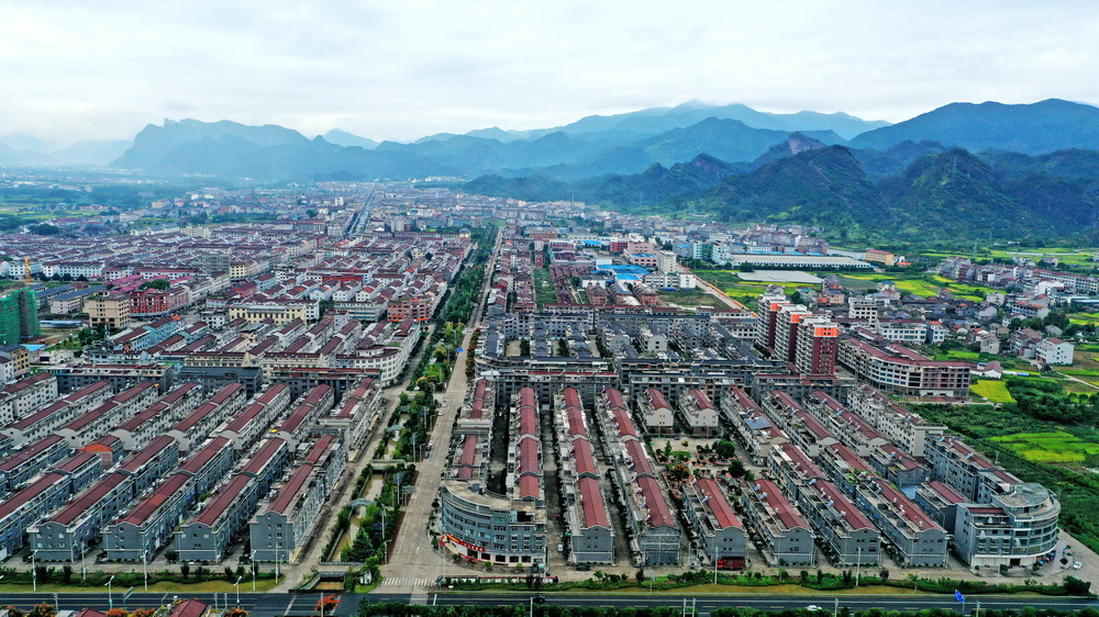 浙江仙居:搬出大山天地宽