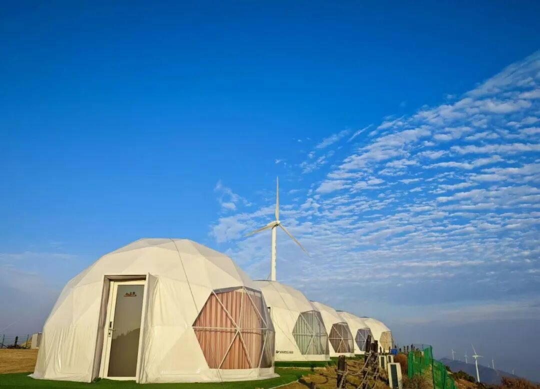 新县两大景区晋升3a级:黄毛尖星空露营公园与卡房乡滴水崖景区