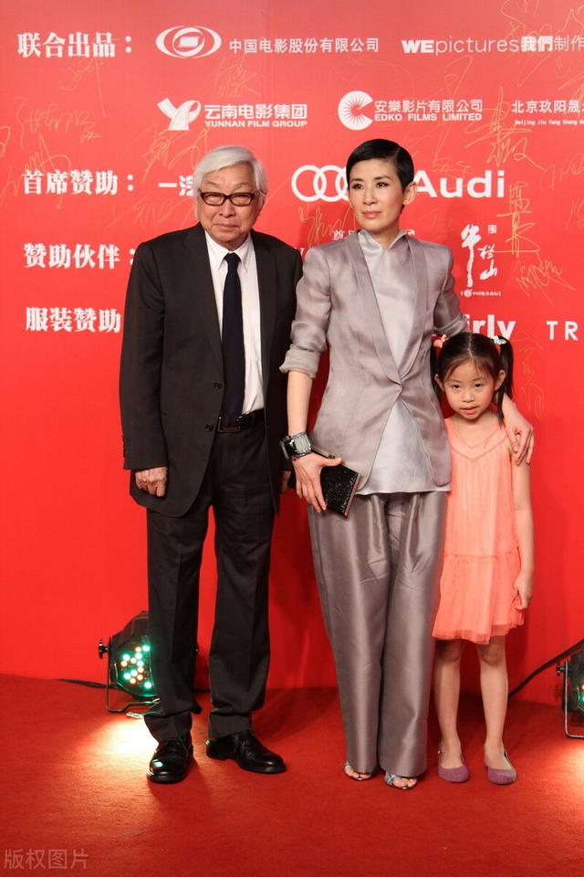 从家族血统到演艺天赋,吴君如女儿陈是知正式出道