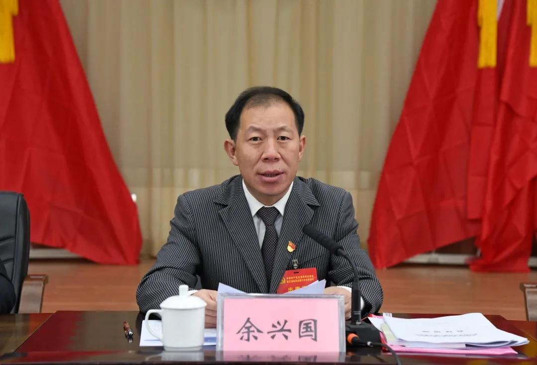 中共铁山港区委五届六次全会提出——努力建设广西第一工业强区!