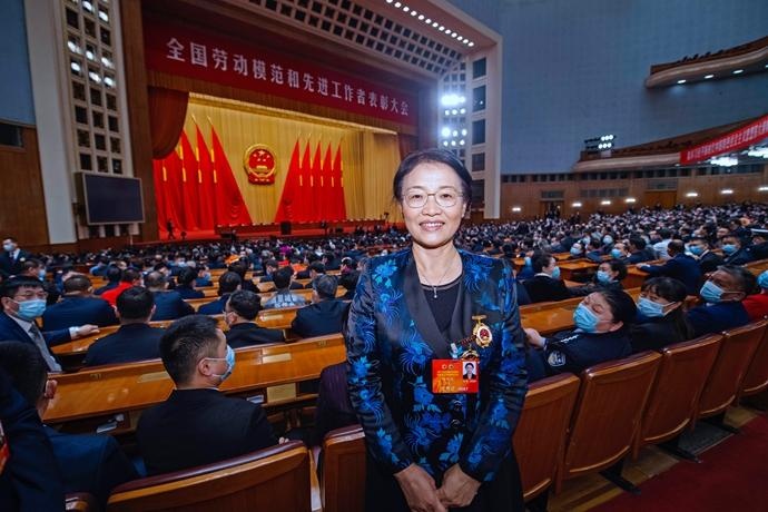 全国先进工作者,海淀区监委特约监察员刘可钦:大道至简 以爱治校