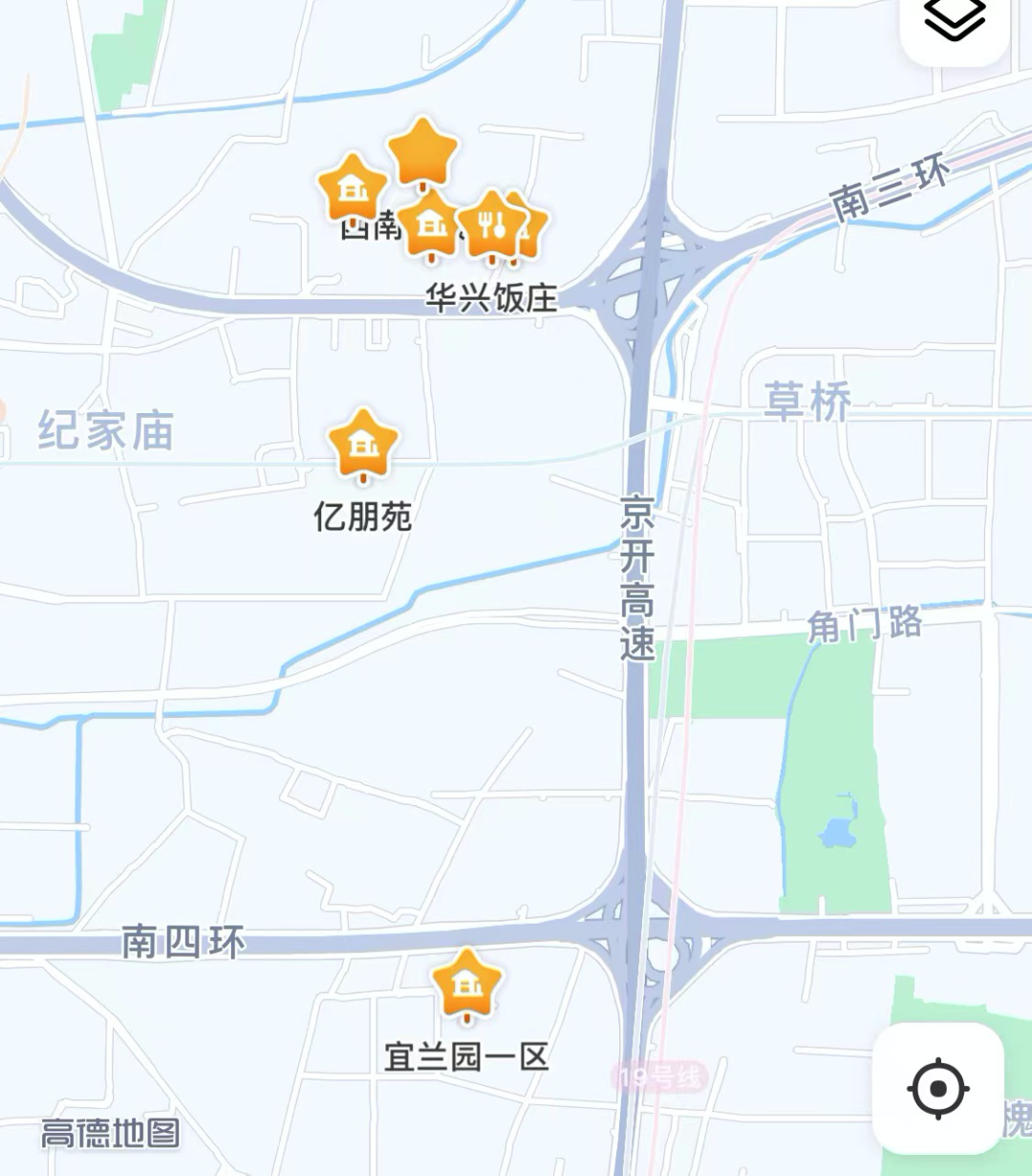 6人現住豐臺區玉泉營街道萬柳園小區,另有2人(系家人)現住玉泉營212號