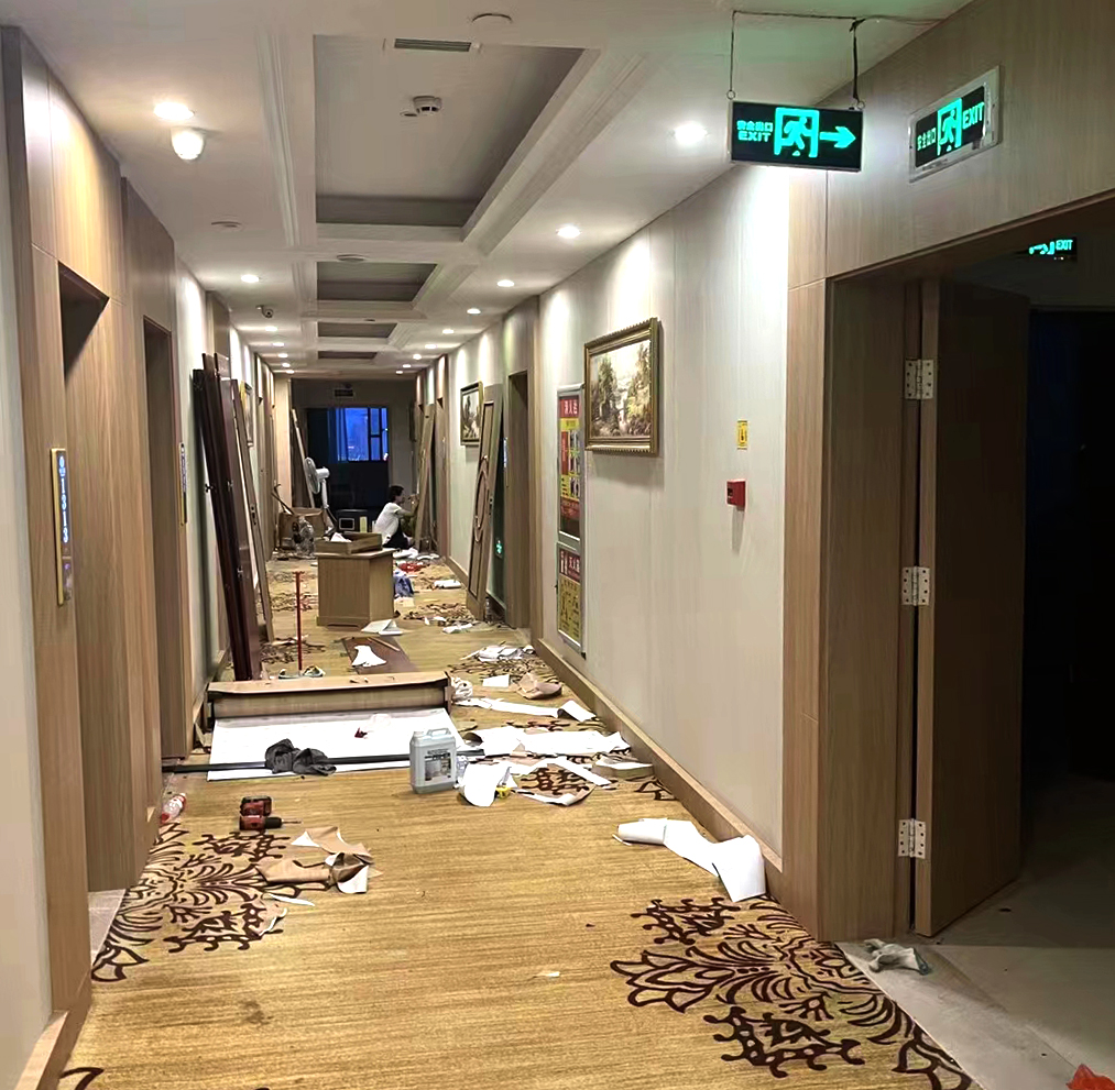 酒店翻新升级改造,用进口木纹膜改色吧,效果好还省钱