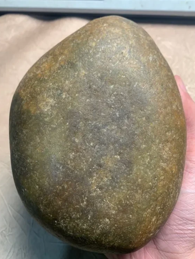 大马坎水石冰飘花手镯料