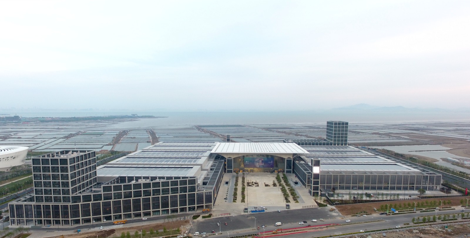 中国红岛国际会议展览中心项目荣获鲁班奖