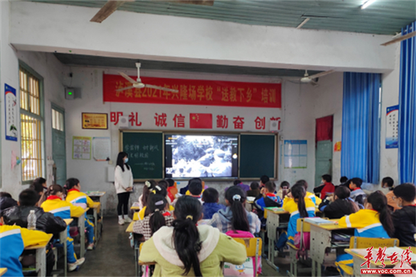 兴隆场小学图片