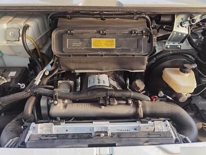 依维柯发动机号在什么位置