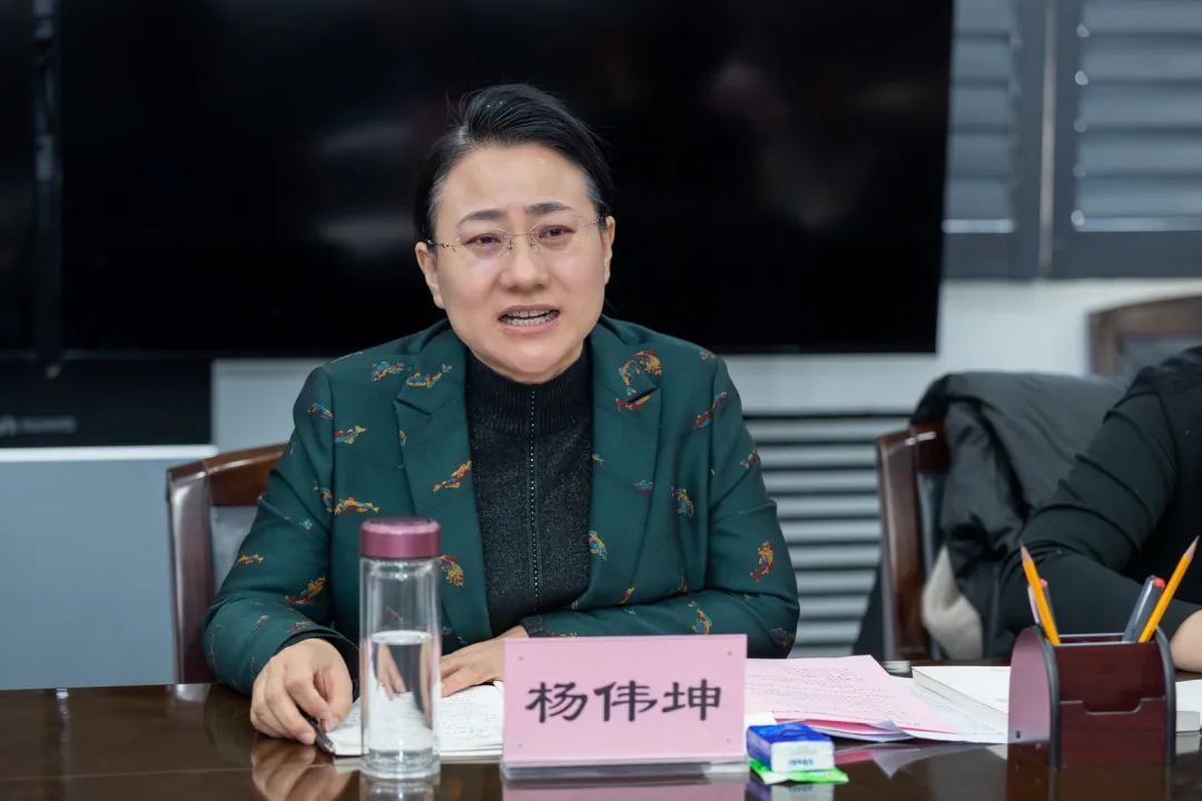 河北省保定市副市长杨伟坤一行来校考察调研