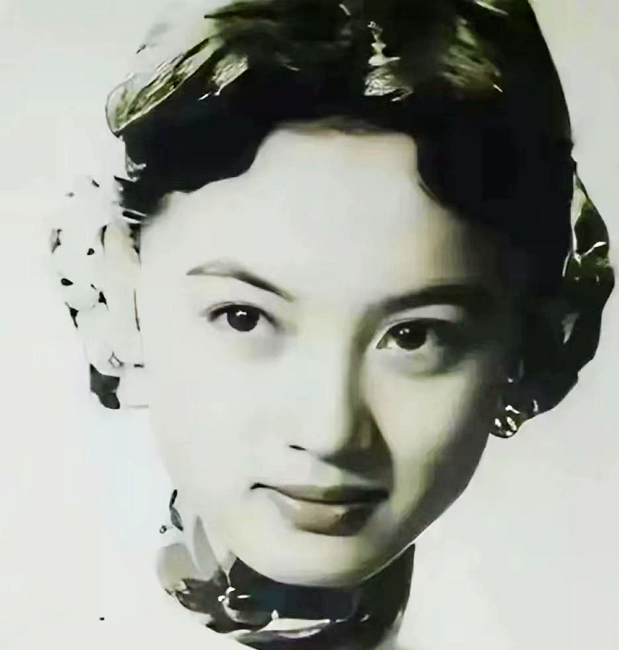 二十出头的钱秀芬,外表风骚,却因为美貌不同寻常,害死了自己的夫君!