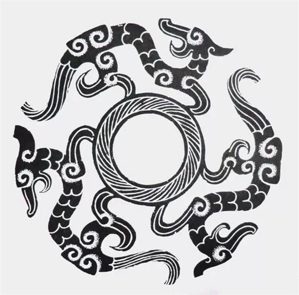 战国诸侯的玉佩之一:中山王的三龙环形玉佩欣赏