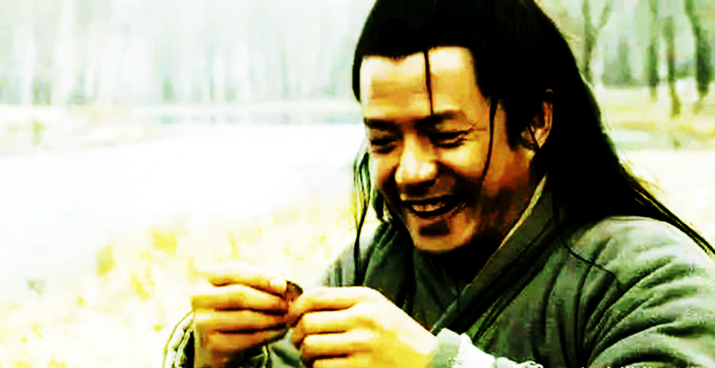 但韩信没有生气,而是给了他几分钱,并称赞万通的粗鲁行为.