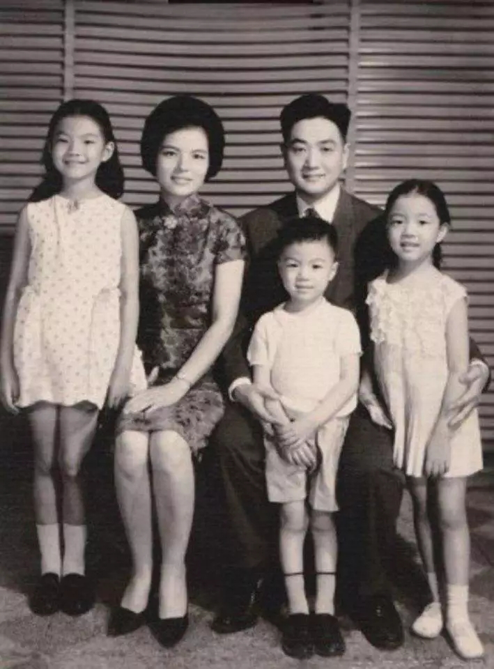 琼瑶的小三上位史:历时16年毁三观的爱情观