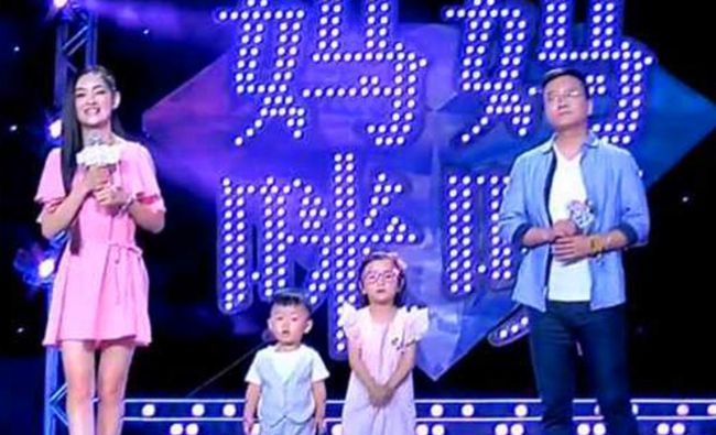 汶川地震中22岁美女被大叔救下,为报恩以身相许,如今生活幸福!