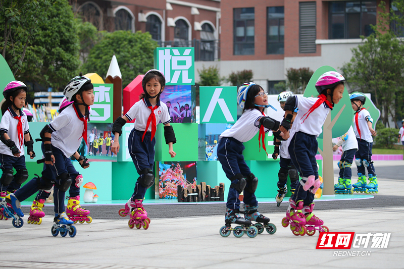 株洲二中附小:轮滑运动,为孩子们搭起冬奥梦想