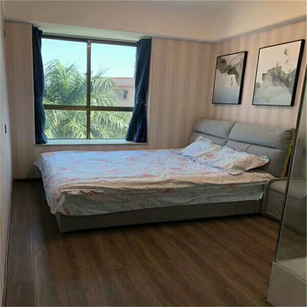 大岭山北站地铁口小产权房(莲湖雅苑)停车方便,交通便利