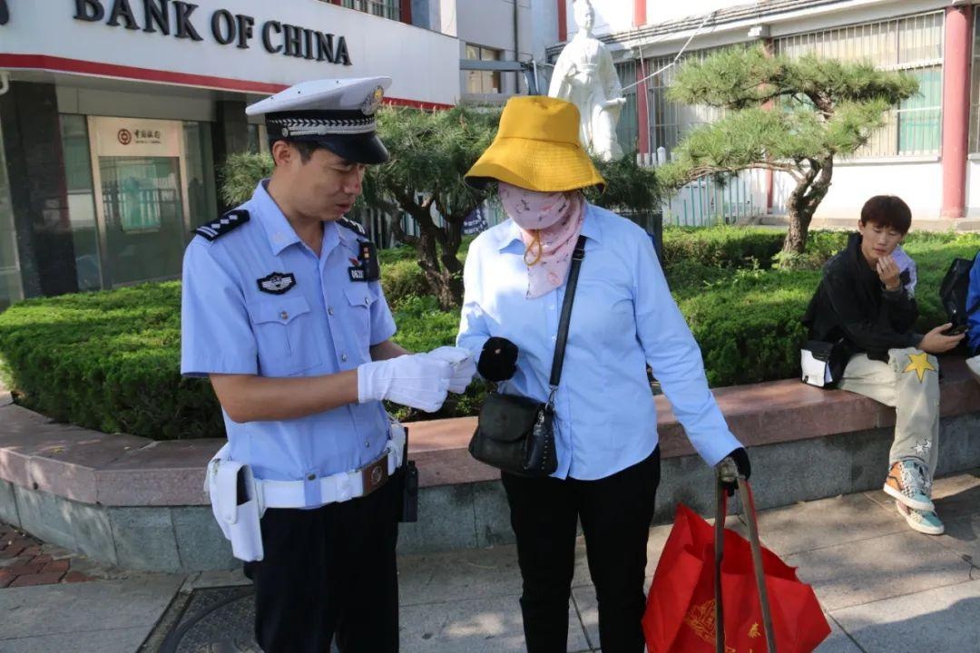 以坚守向祖国献礼,护航国庆"警景"有条