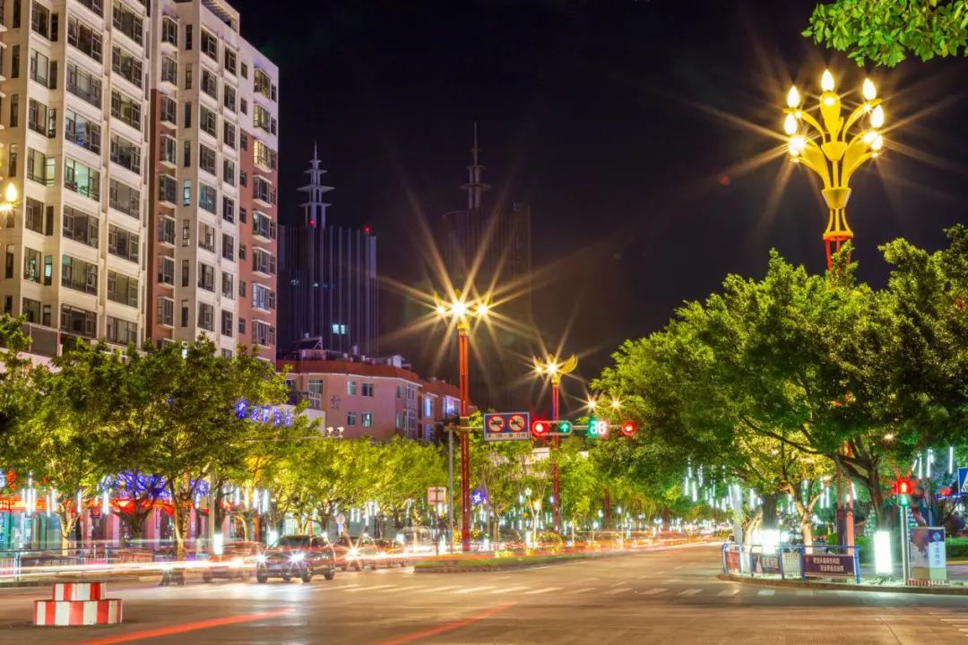 臨滄這條路,夜景太美了!