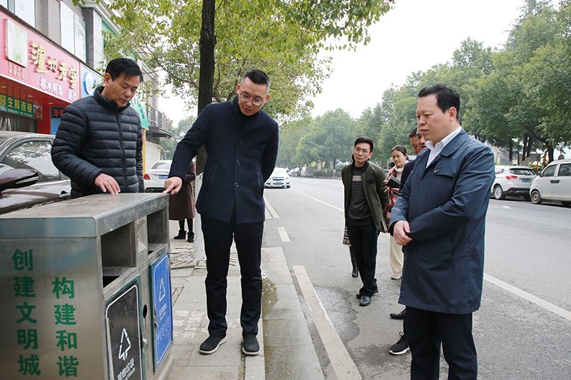 魏中发调研我区城乡治理标准化工作