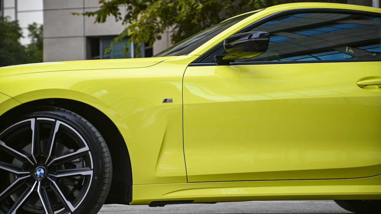 unic|宝马4系改色圣保罗黄