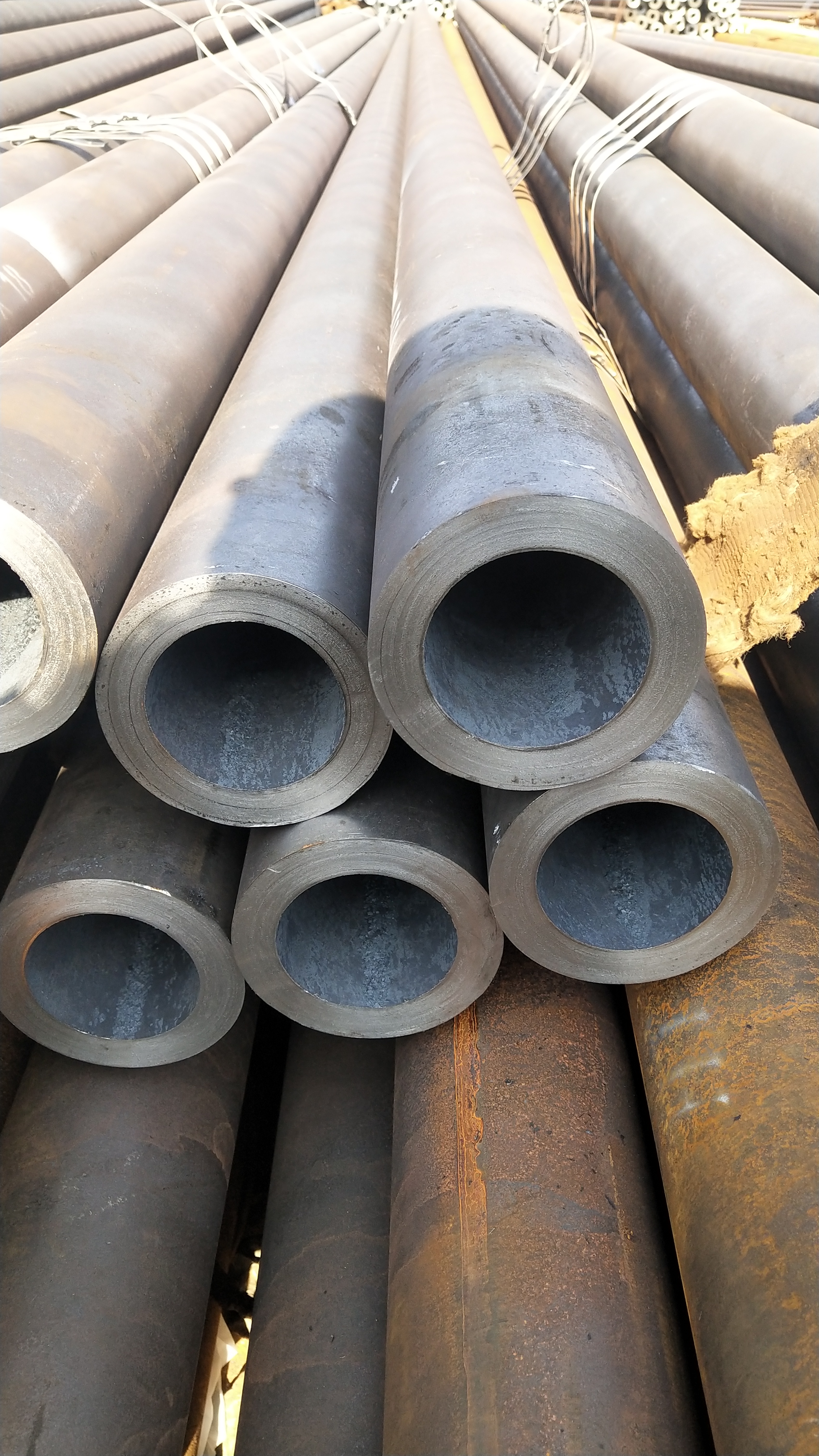 聊城市场40cr厚壁无缝钢管小幅回落整理