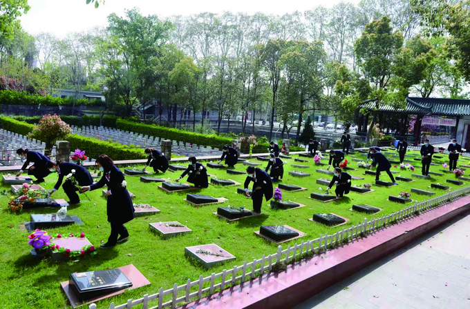 南京雨花功德园万元以下小型生态墓热销