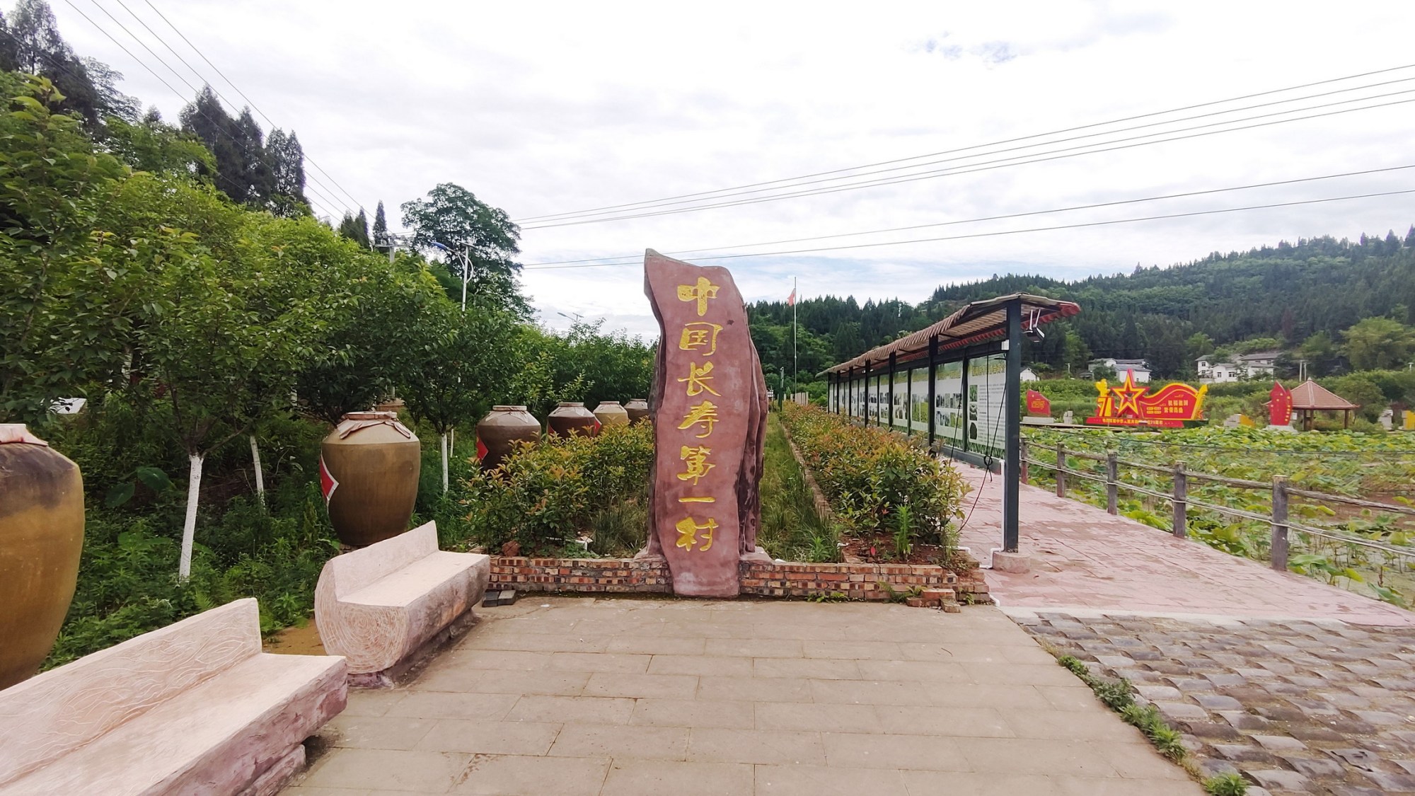 东坡长寿谷,这个不太起眼的小地方,可玩的东西还不少