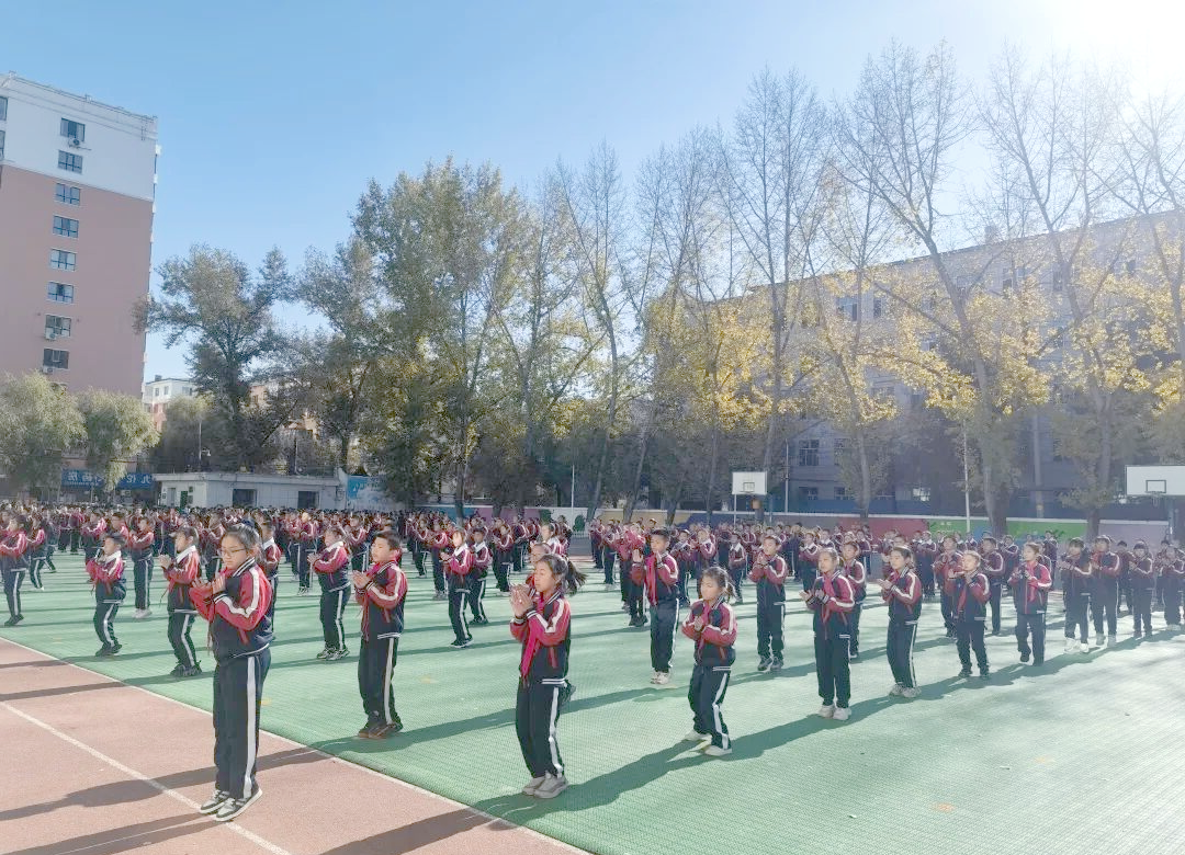 杏林小学阳光课间操比赛:健康与活力的交响曲