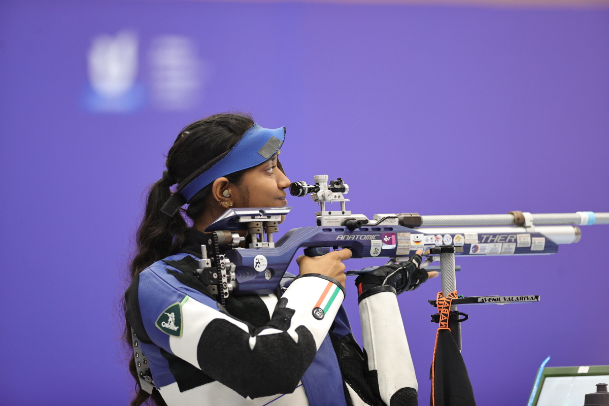 成都大运会|射击——女子10米气步枪:中国选手邢航摘铜牌