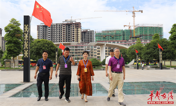 临武县县长尹海莲率队赴临武一中考点巡考